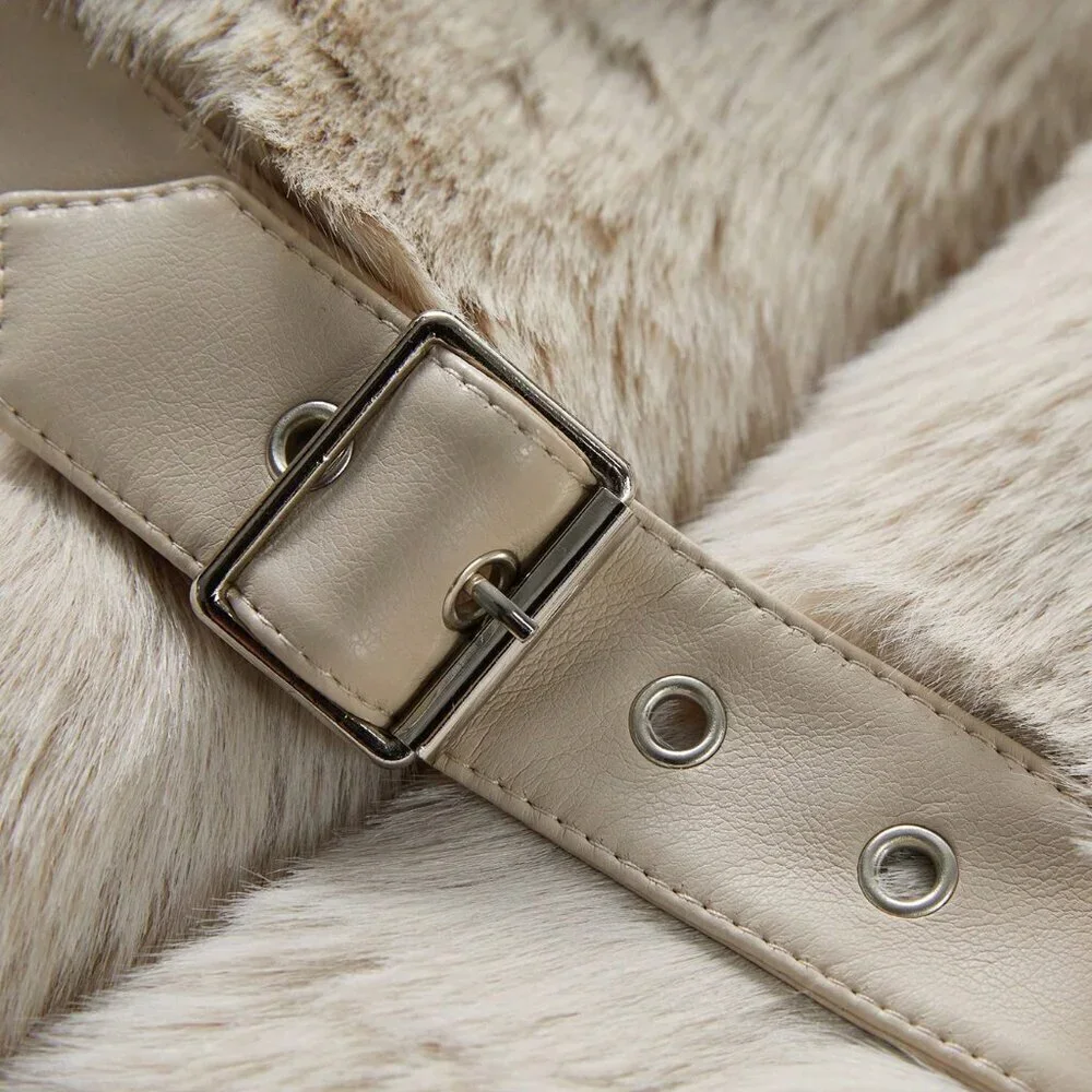 Beige Casual Women's Buckle Detail Fuzzy Coat - Picture 7 of 7